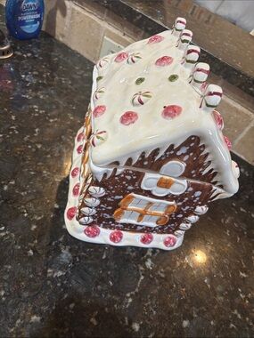 Gingerbread House Large Ceramic cookie Jar!